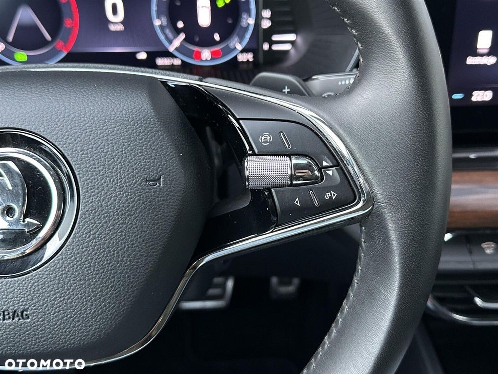 Skoda Octavia 2.0 TDI 4x4 Scout DSG - 19