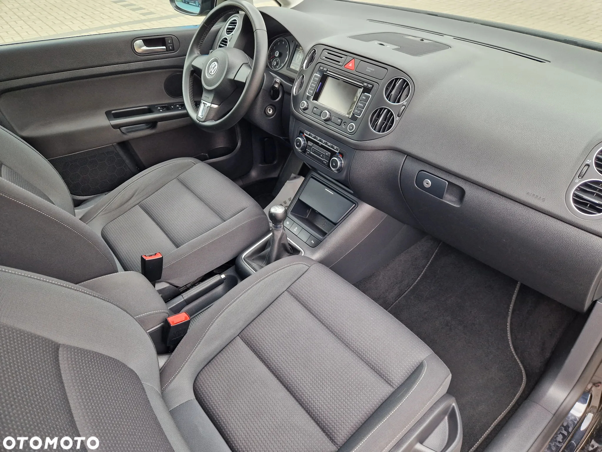 Volkswagen Golf Plus 1.2 TSI Team - 26