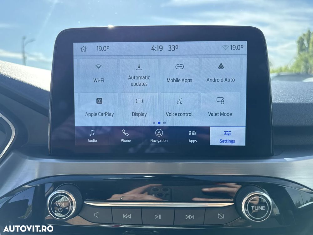 Ford Kuga - 21