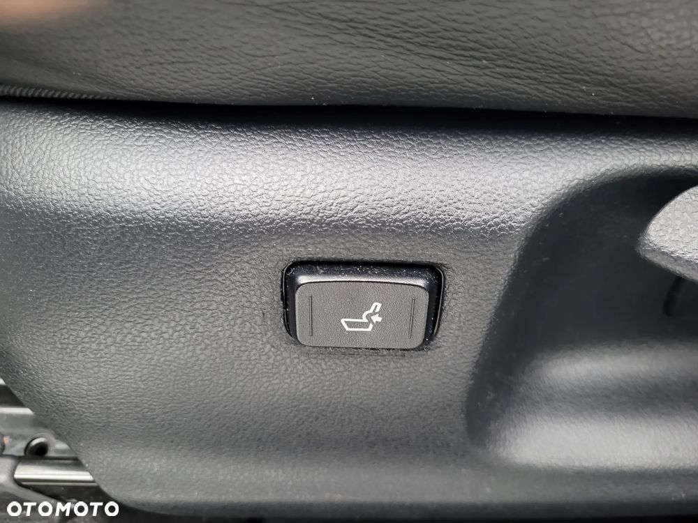 Toyota C-HR Style Selection - 14