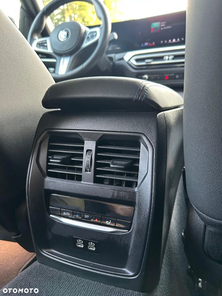 BMW i4 83.9kWh eDrive 40 M Sport - 9