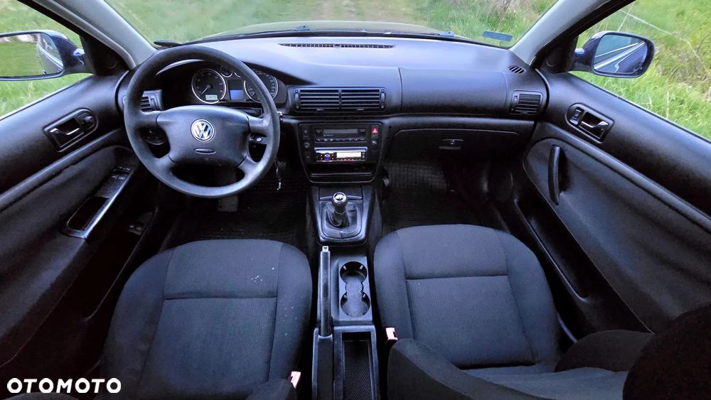 Volkswagen Passat 2.0 Comfortline Family - 14