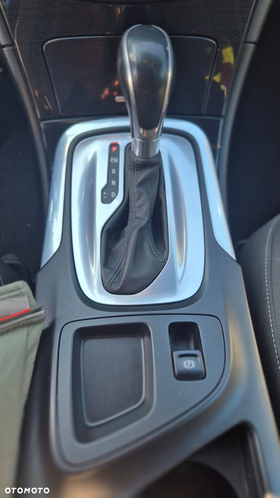 Opel Insignia - 19
