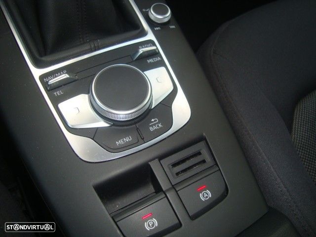 Audi A3 Sportback 1.6 TDI Sport - 19