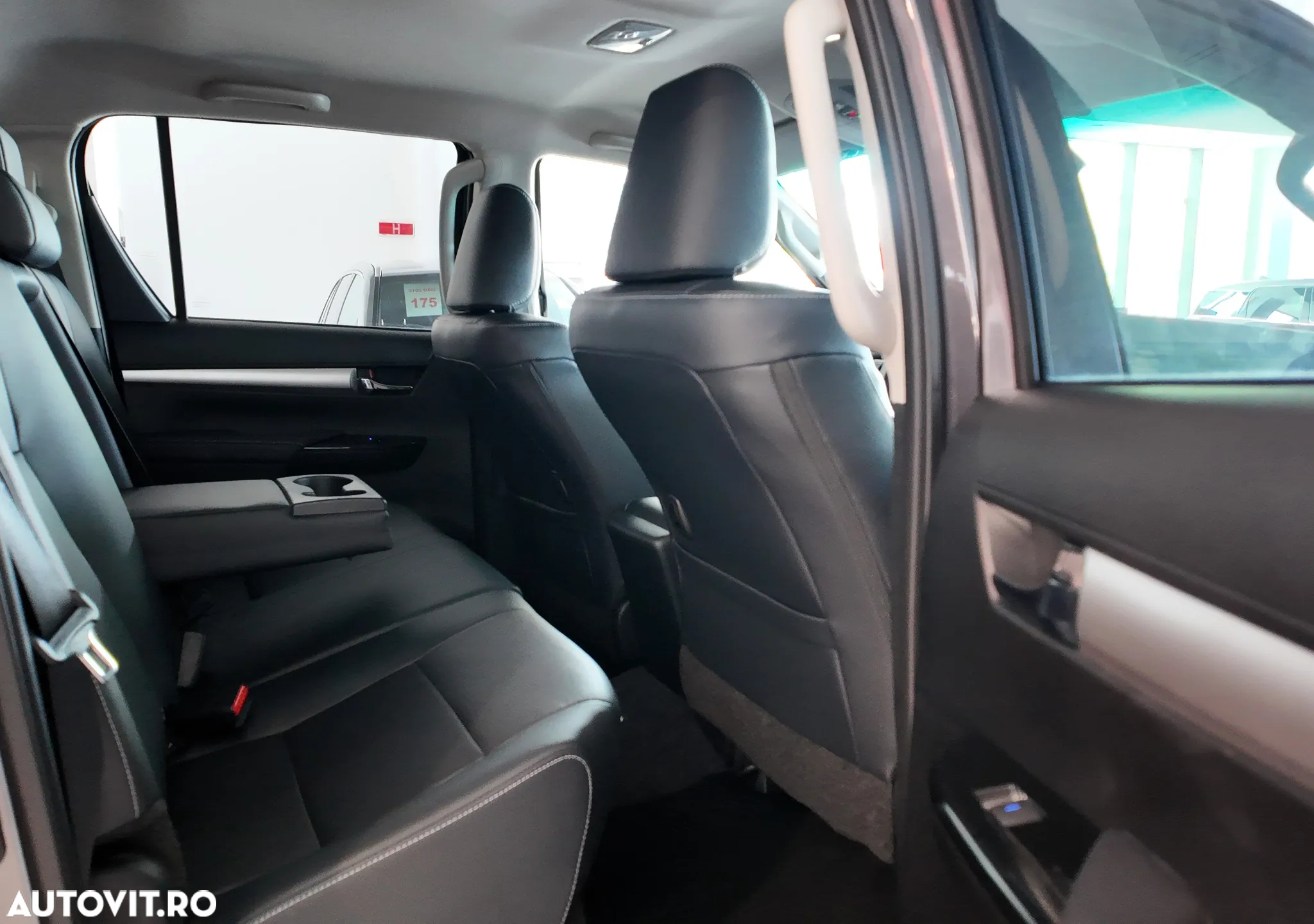 Toyota Hilux 2.4D 150CP 4x4 Double Cab AT Executive - 12