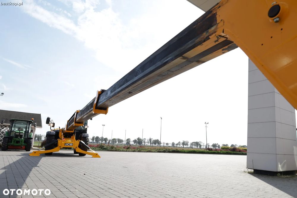 JCB 540-180 - 24