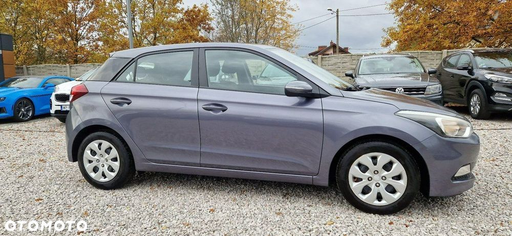 Hyundai i20 - 13