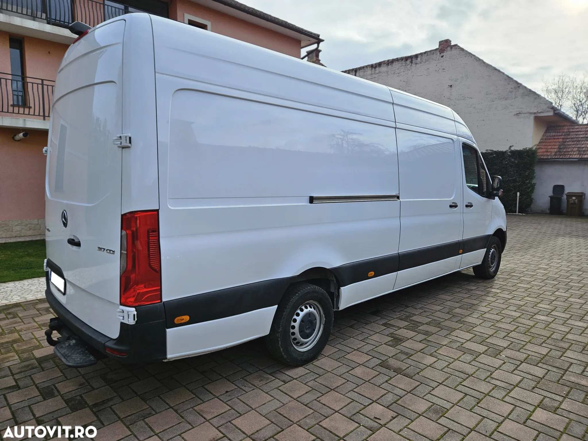 Mercedes-Benz Sprinter Tourer 317 CDI 170CP L3H2 RWD 6MT - 6