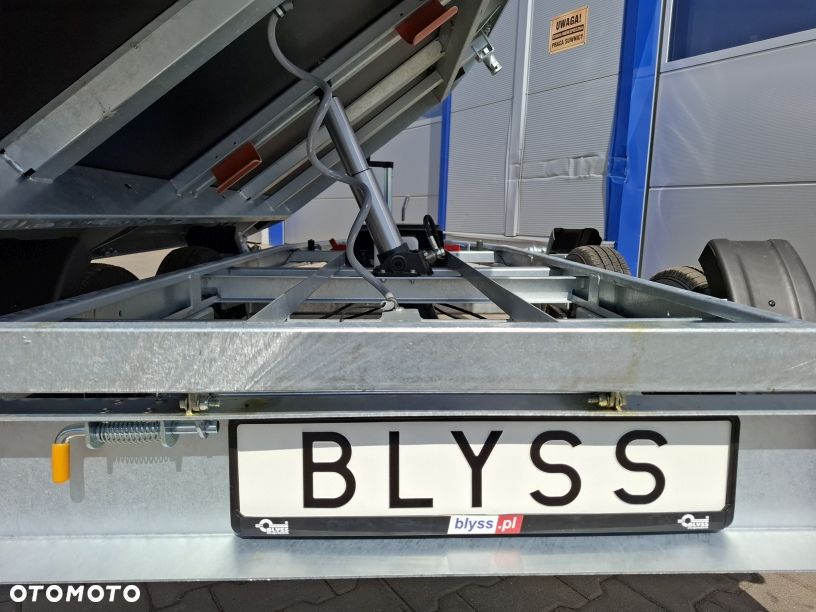 Debon Przyczepa Wywrotka 3 stronna elektryczna - 4