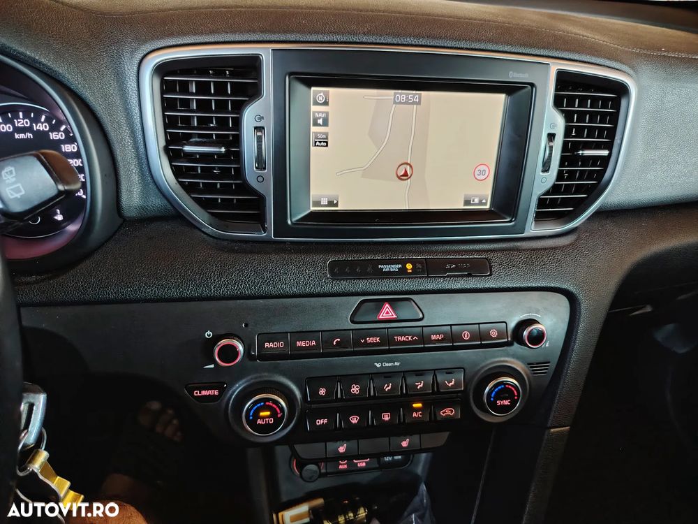 Kia Sportage 1.6 GDI 6MT 4x2 Plus - 23