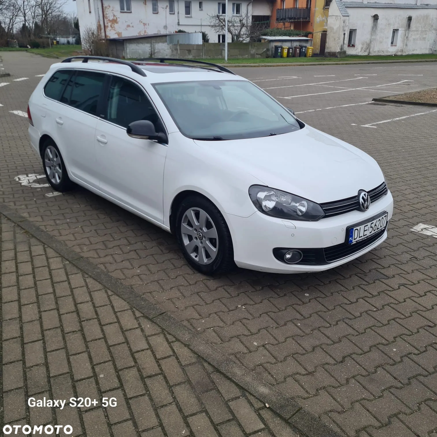 Volkswagen Golf 1.6 TDI DPF BlueMotion Technology MATCH - 3