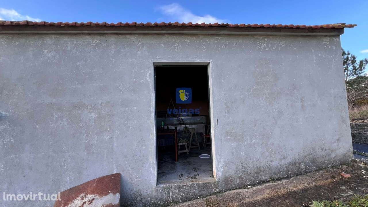 TERRENO MISTO  COM ARRECADAÇÕES - Grande imagem: 3/22