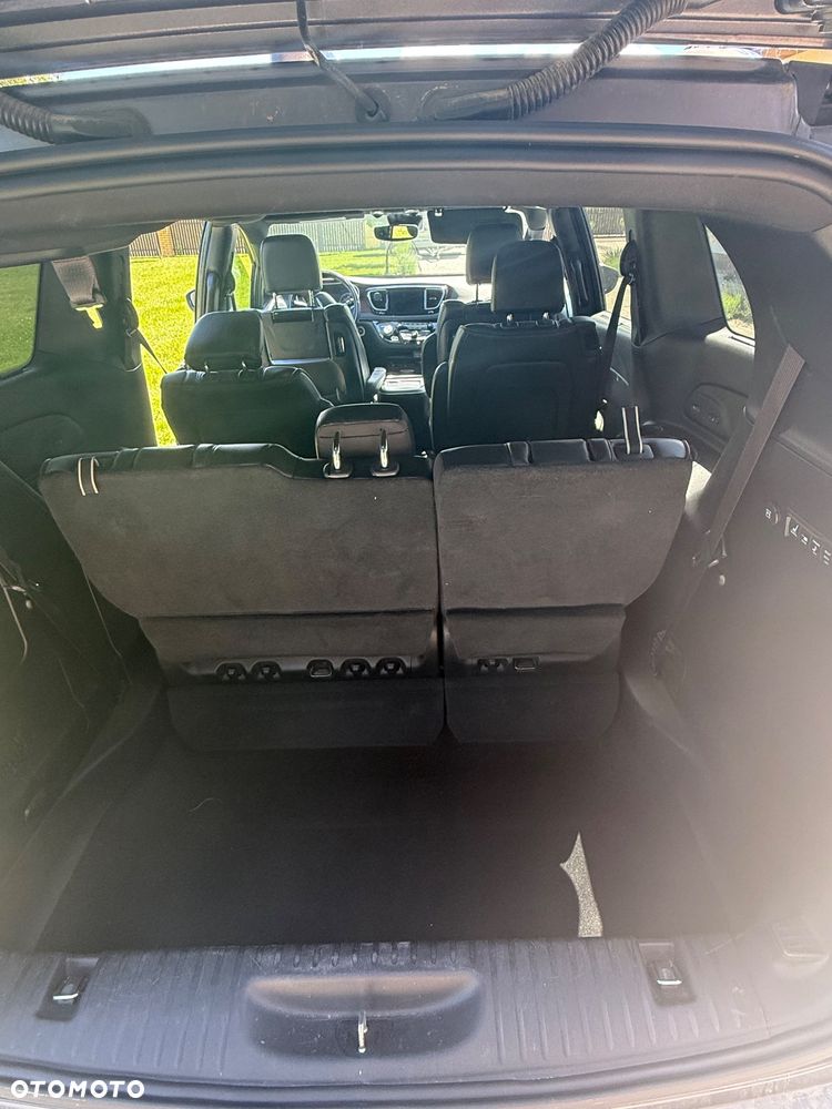 Chrysler Pacifica - 6