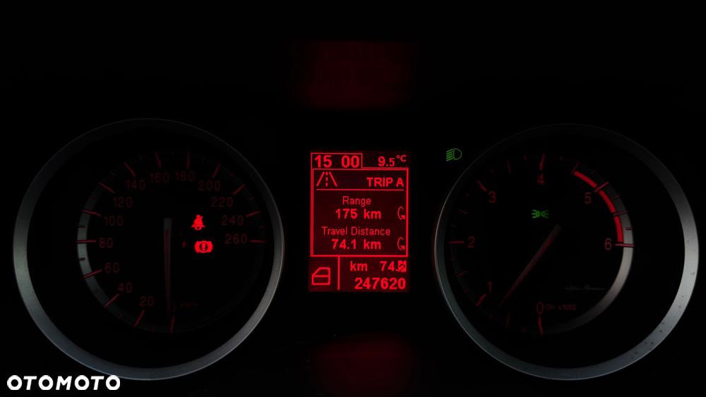 Alfa Romeo 159 2.4 JTDM 20V DPF Distinctive - 29