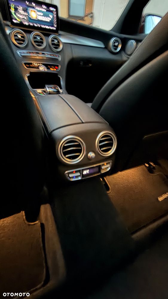 Mercedes-Benz Klasa C 220 d 4MATIC 9G-TRONIC - 12