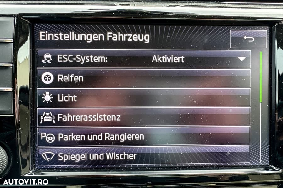 Skoda Superb 2.0 TDI DSG Style - 15