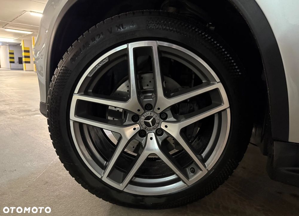 Mercedes-Benz GLE 350 d 4Matic 9G-TRONIC AMG Line - 19