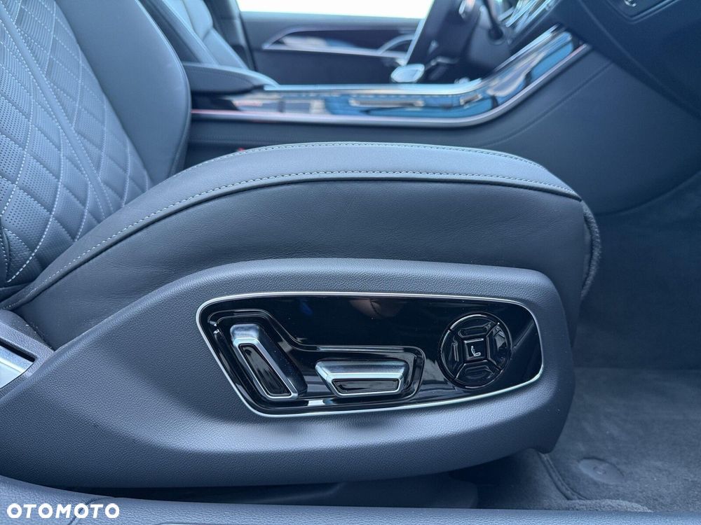 Audi A8 L 55 TFSI mHEV Quattro Tiptr - 24