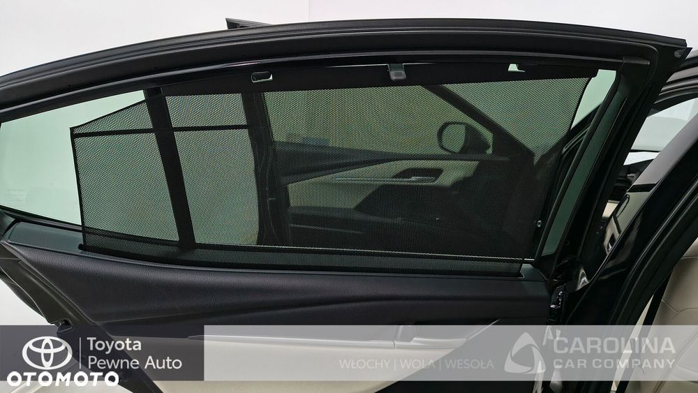 Toyota Camry - 20