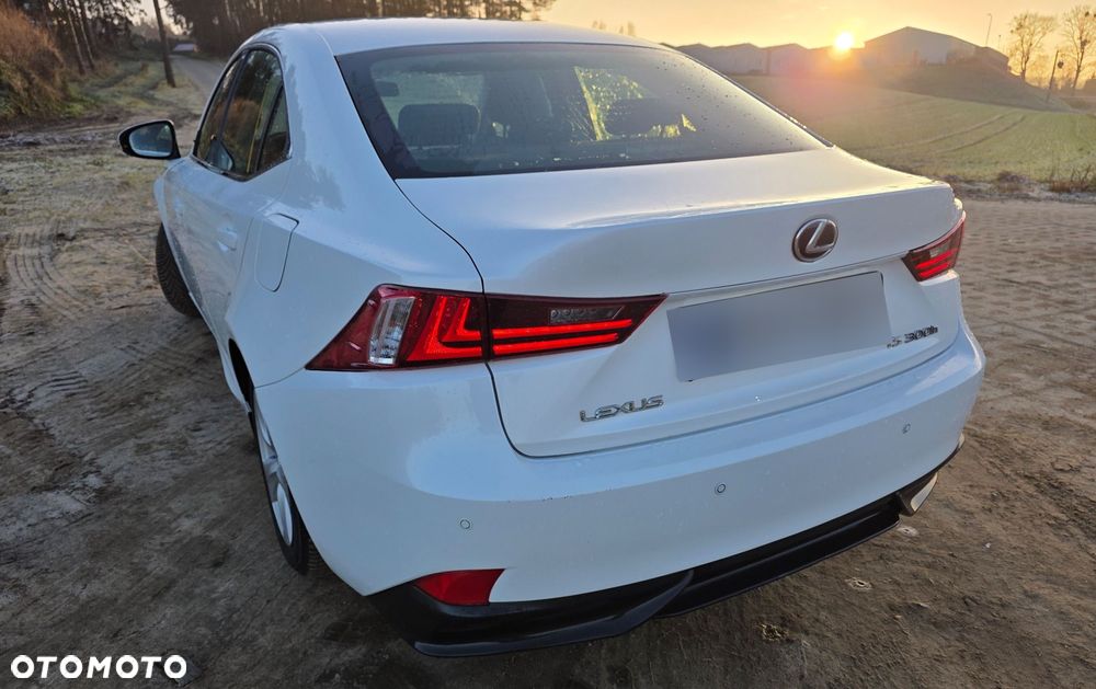 Lexus IS 250 Elegance - 11