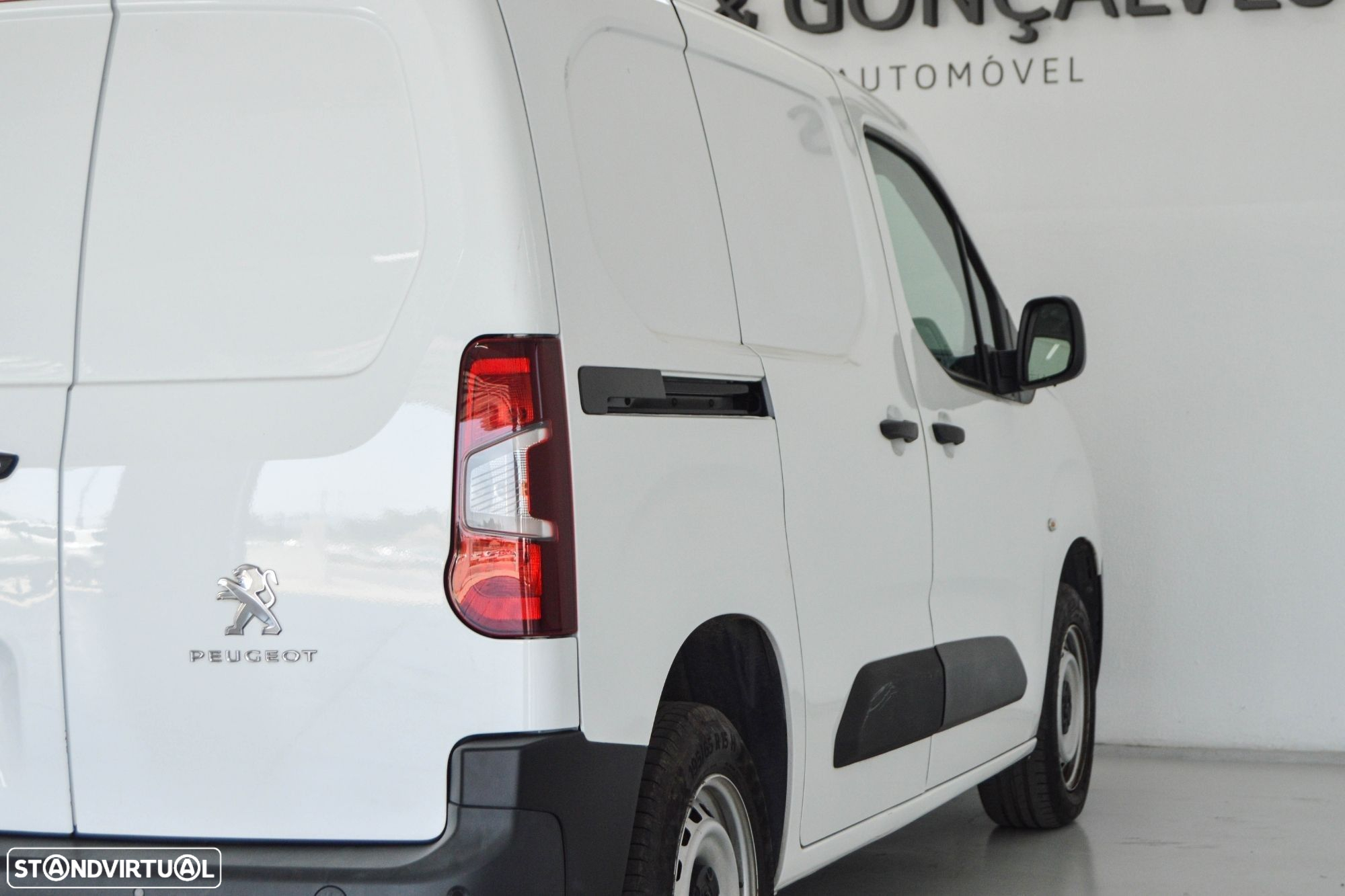 Peugeot Partner 1.5 BlueHDi Premium Standard - 55