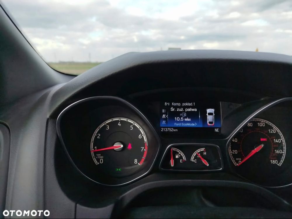 Ford Focus 2.0 EcoBoost ST - 10