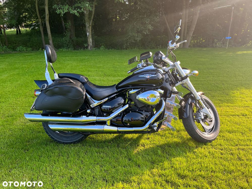 Suzuki Intruder - 9