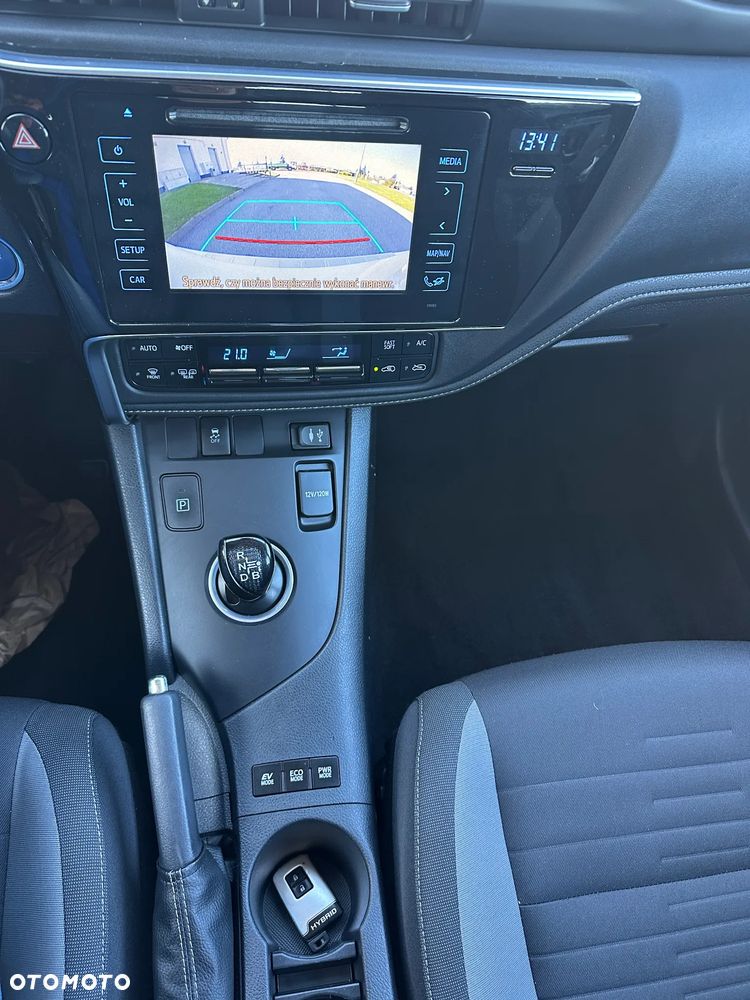 Toyota Auris - 17