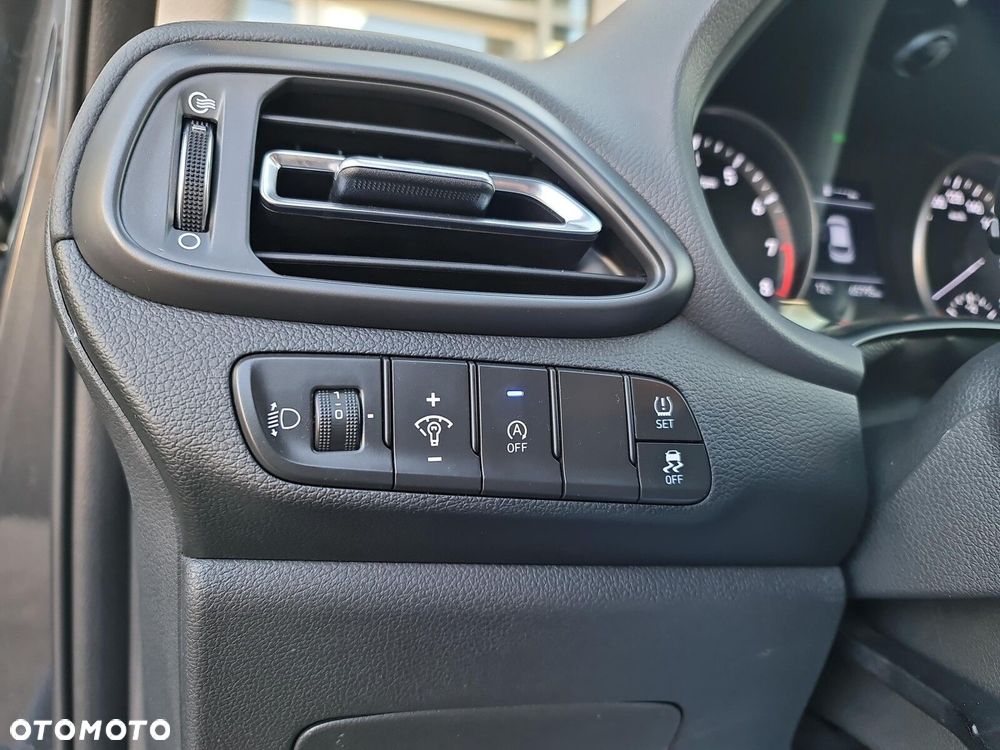 Hyundai i30 1.0 T-GDI Smart DCT - 13