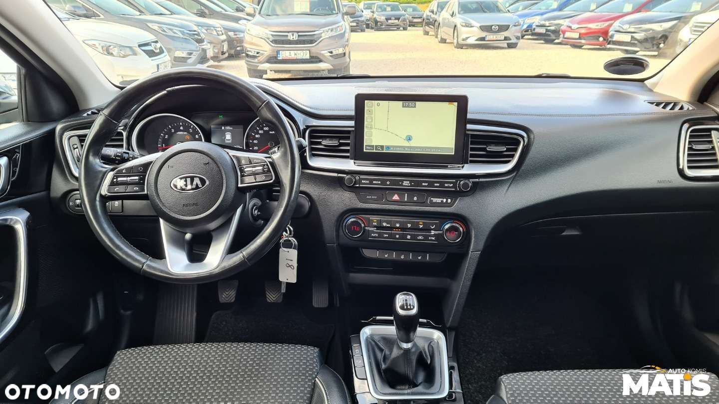 Kia Ceed - 4