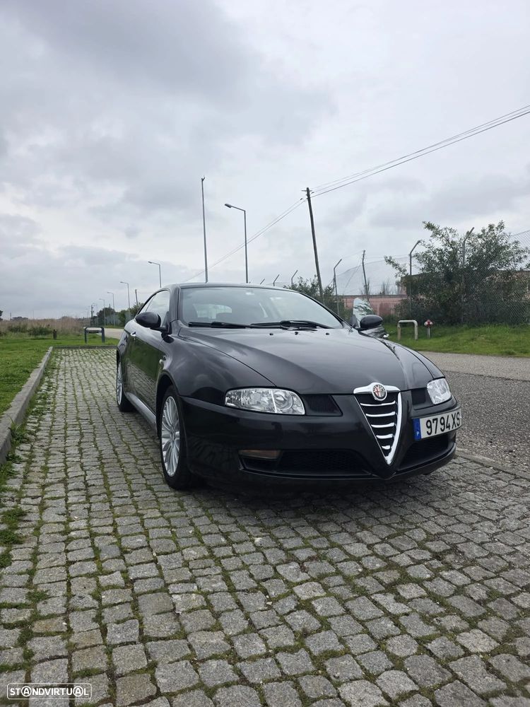 Alfa Romeo GT 1.9 JTD M-JET - 8