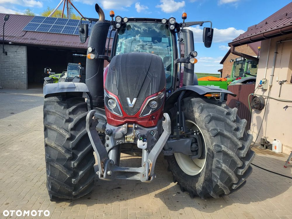 Valtra T144 - 1