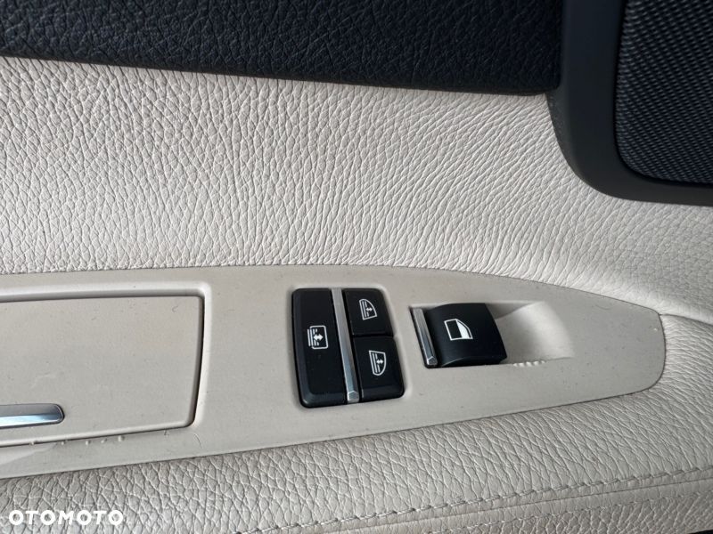 BMW Seria 7 730Ld - 21