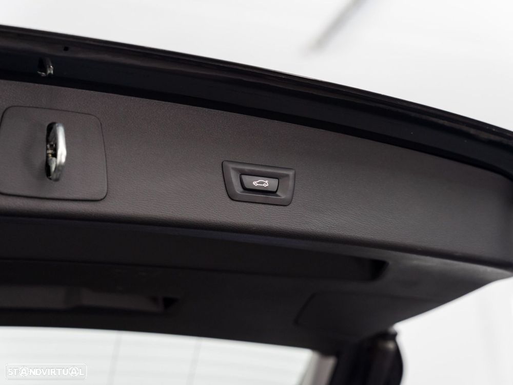 BMW X1 16 d sDrive - 11