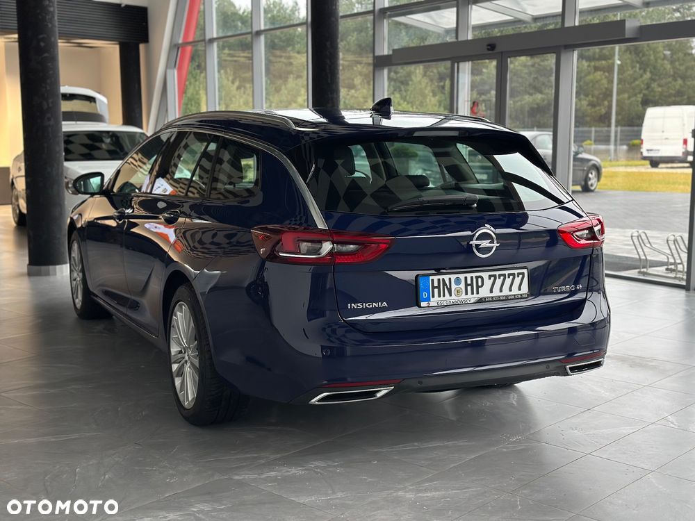 Opel Insignia - 11