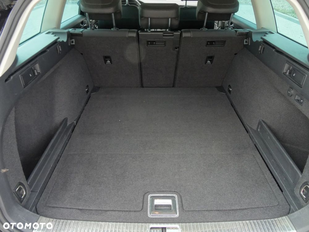 Volkswagen Passat Alltrack 2.0 TDI SCR 4Motion DSG (BMT) - 14