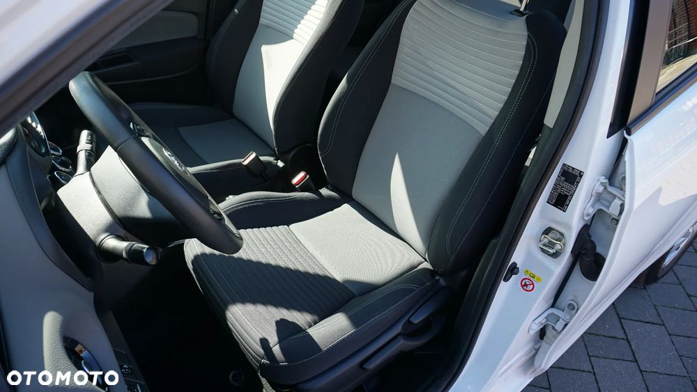 Toyota Yaris 1.5 Premium - 13