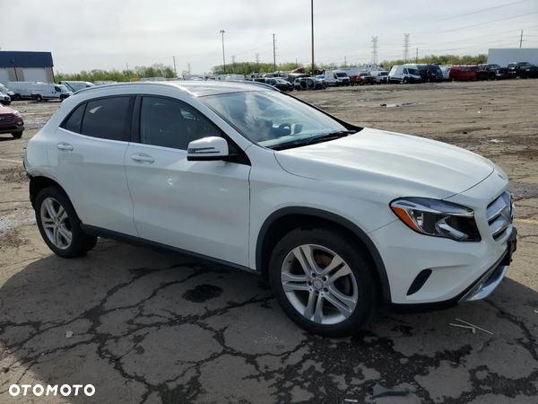 Mercedes-Benz GLA 250 4-Matic