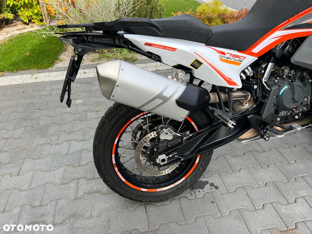 KTM Adventure - 21