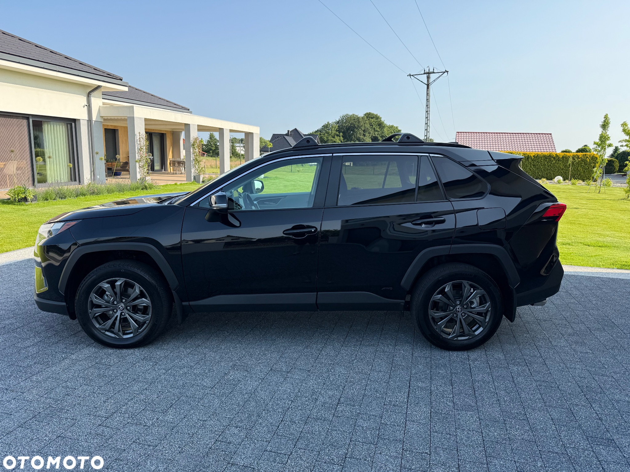 Toyota RAV4 - 4