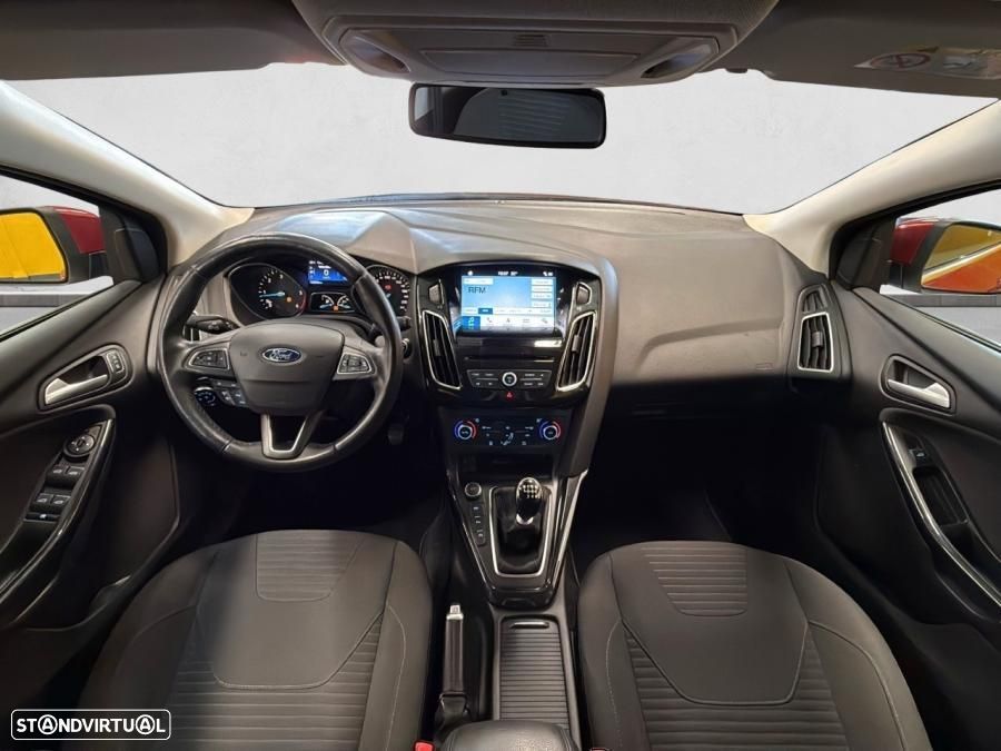 Ford Focus 1.5 TDCi Titanium - 23