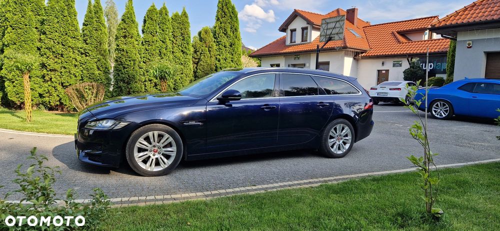 Jaguar XF - 3