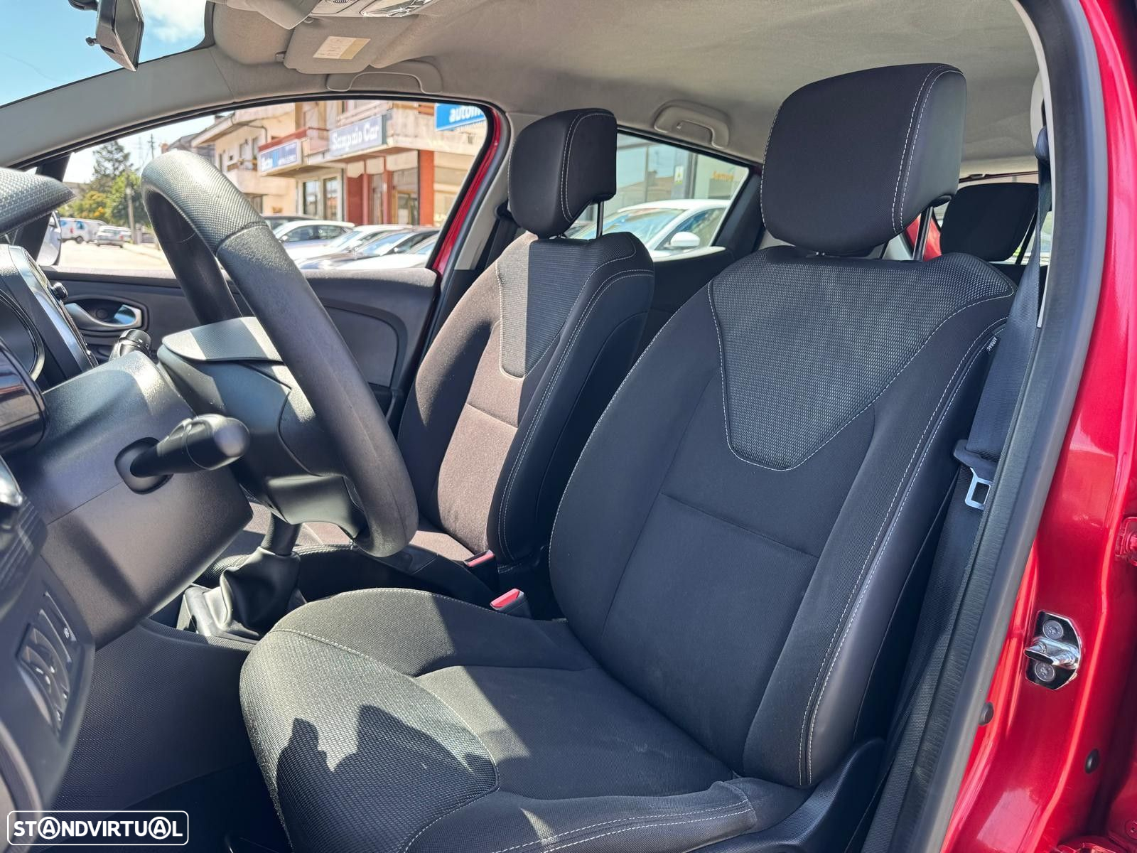 Renault Clio 1.5 dCi Limited - 9