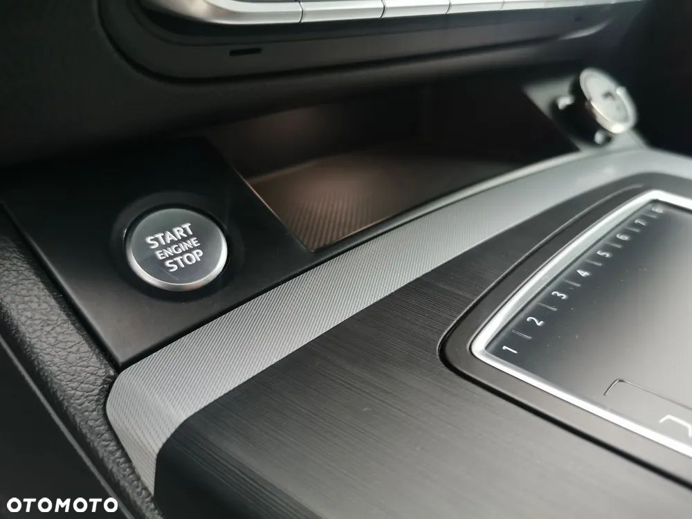 Audi Q5 2.0 TFSI Quattro Sport S tronic - 38