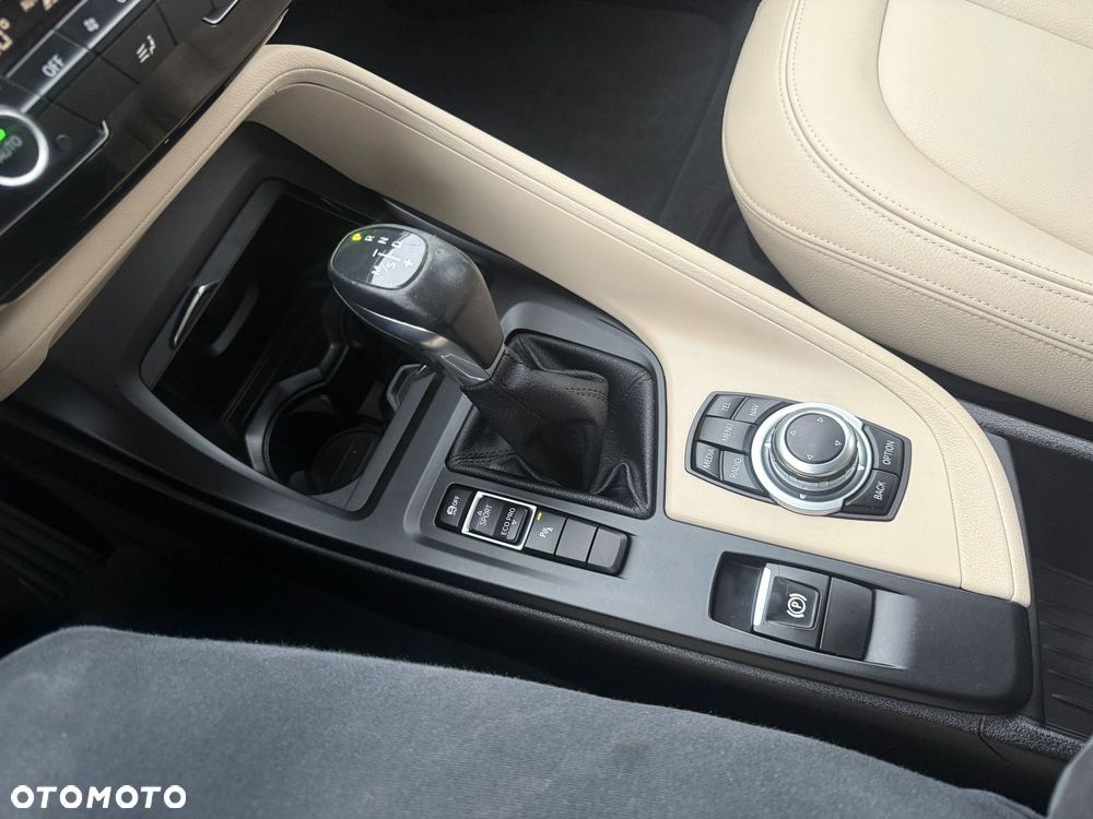 BMW X1 sDrive18d Advantage - 30