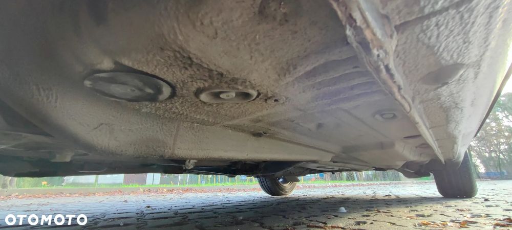 Audi A3 3-drzwiowe 1.6 Ambiente - 24