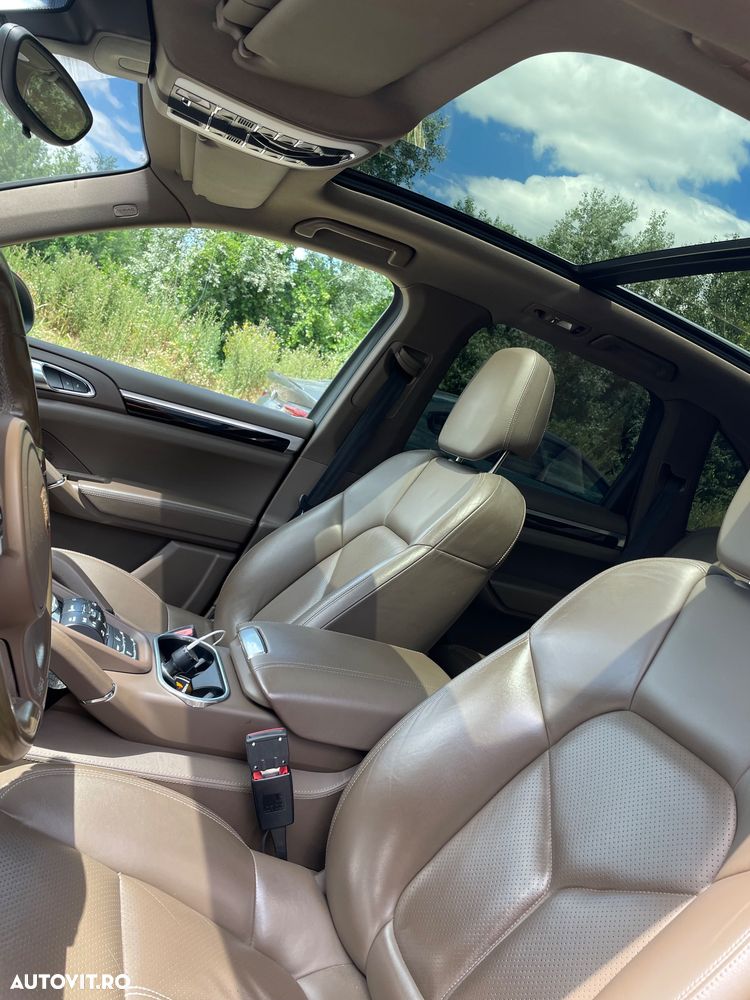 Porsche Cayenne 3.0TD TipTronic - 6