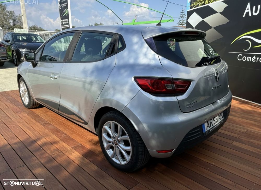 Renault Clio 1.5 dCi Limited EDC - 10