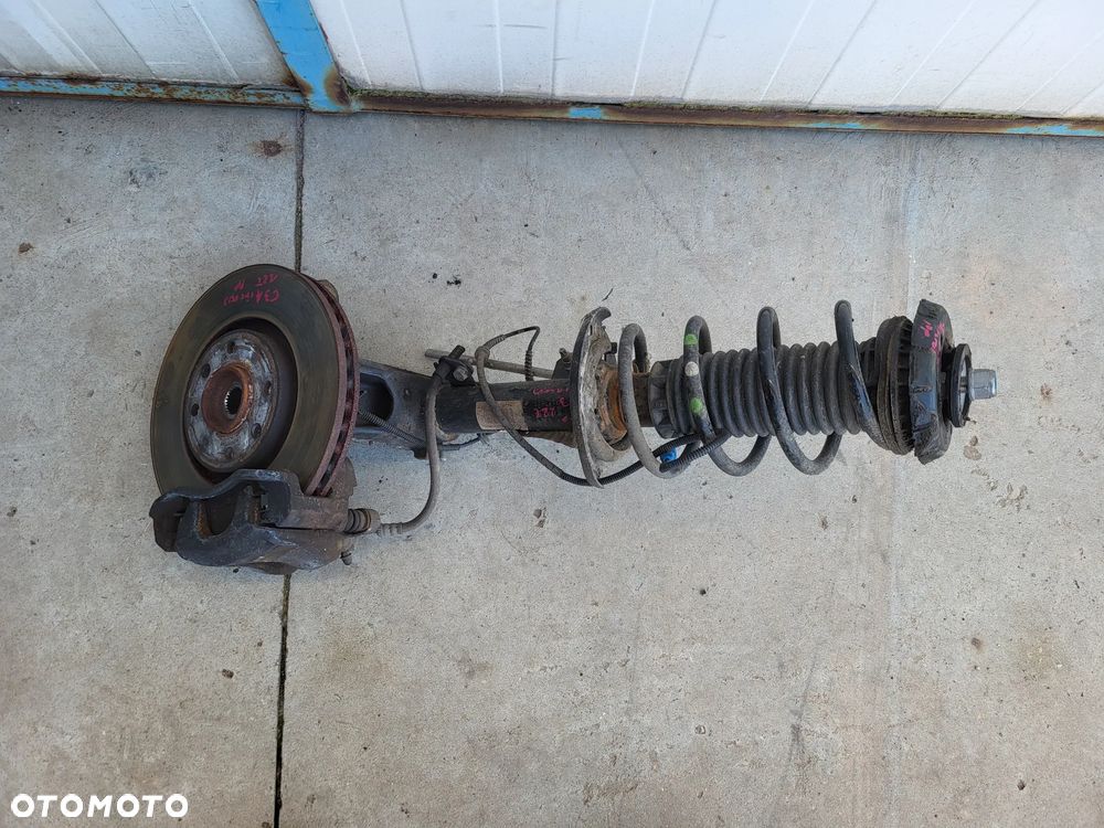 Amortyzator McPherson kompletny prawy Citroen C3 Aircross 1.2 B - 1