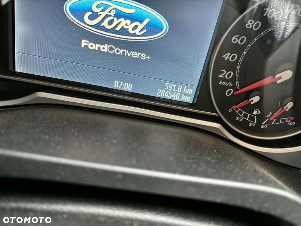 Ford S-Max - 8